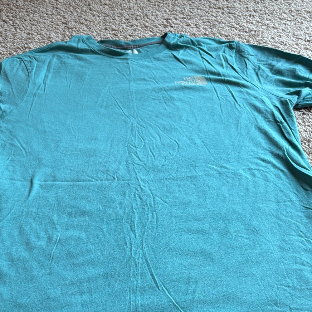 The North Face Men's Teal Short Sleeve Tee Slim Fit
